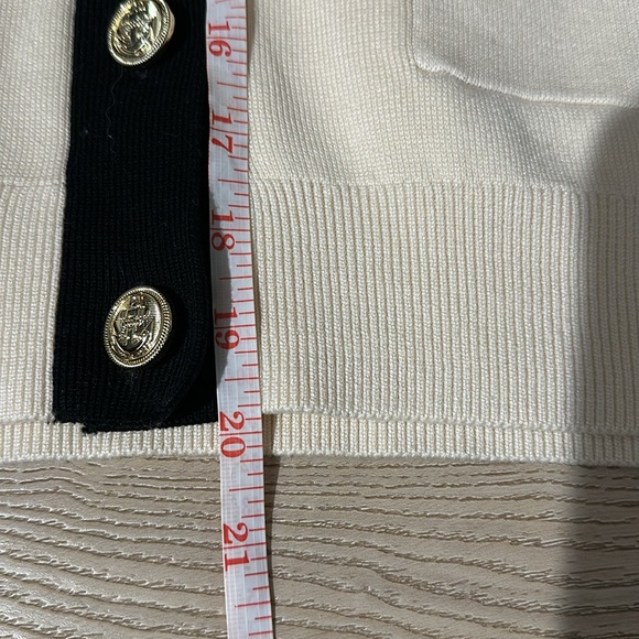 & Other Stories White and Black Cardigan - Picture 8 of 9